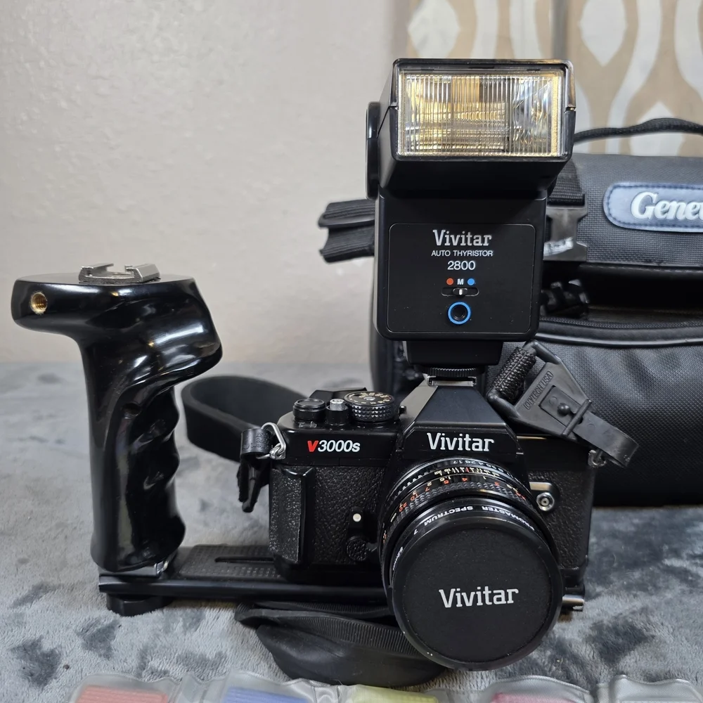 Vivitar V3000S Black Film Camera with Flash
